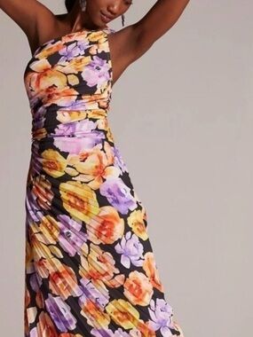 Floral One-Shoulder Geisha Design midi